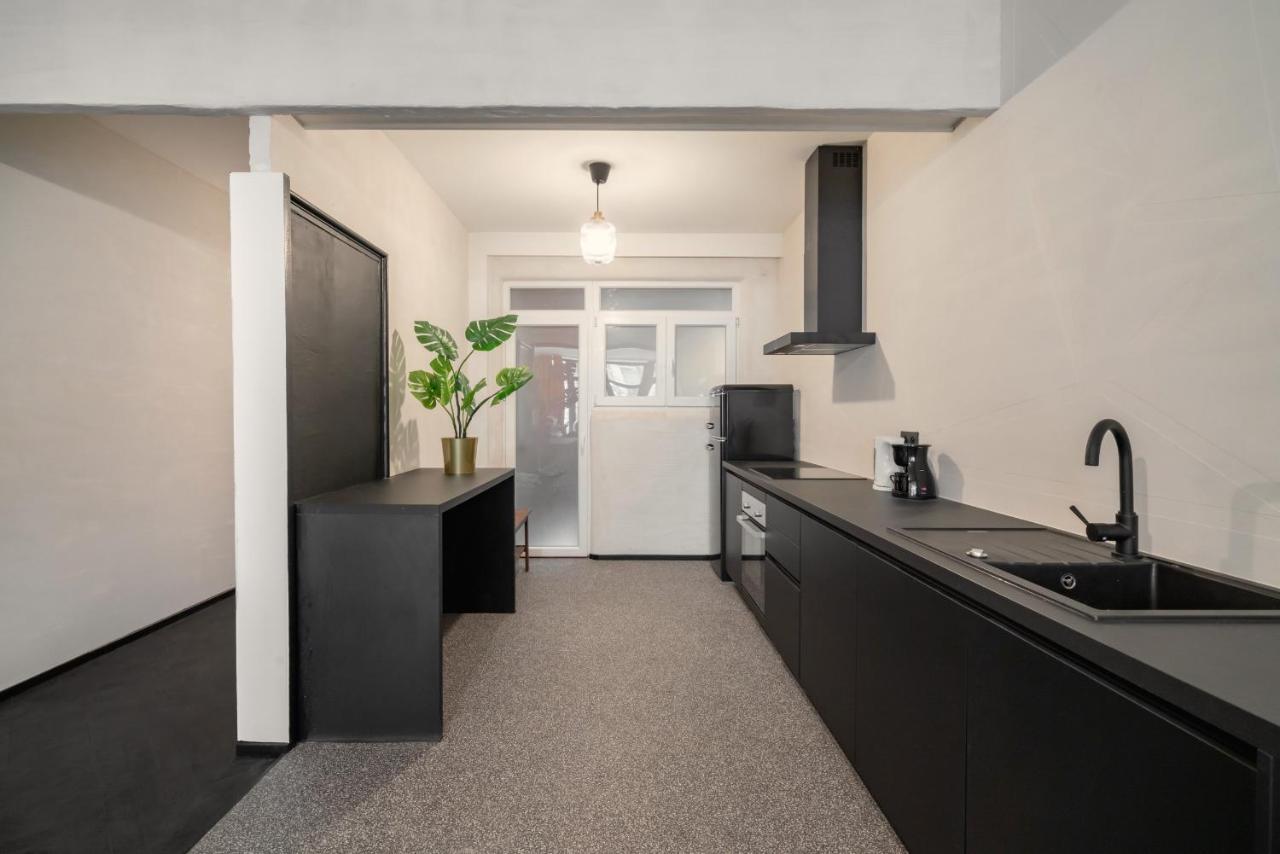 Two-Bedroom Apartments In The Heart Of Антверпен Екстериор снимка