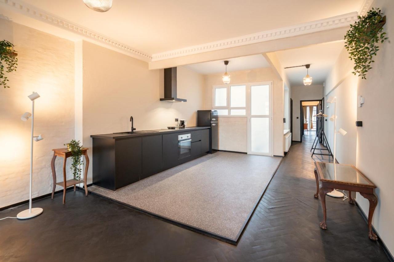 Two-Bedroom Apartments In The Heart Of Антверпен Екстериор снимка