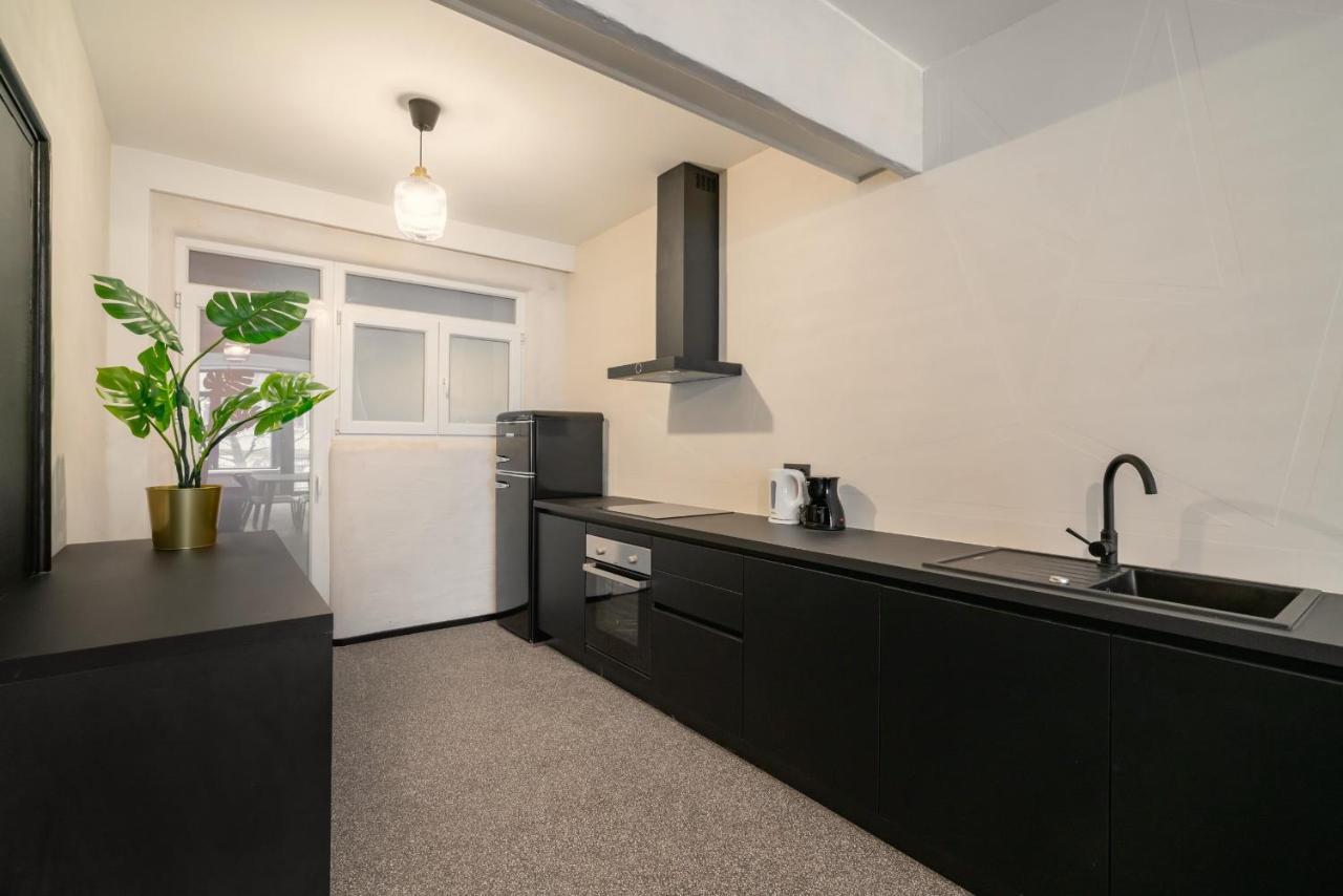 Two-Bedroom Apartments In The Heart Of Антверпен Екстериор снимка