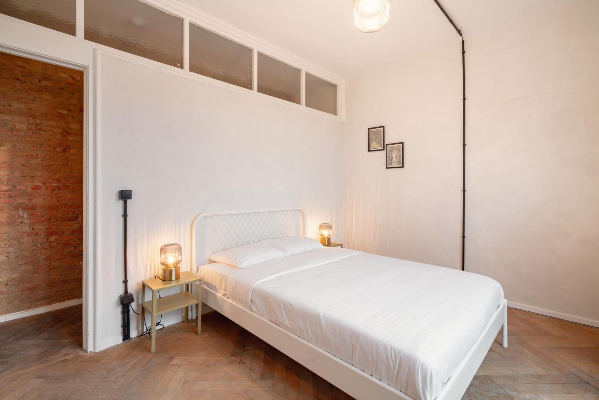 Two-Bedroom Apartments In The Heart Of Антверпен Екстериор снимка