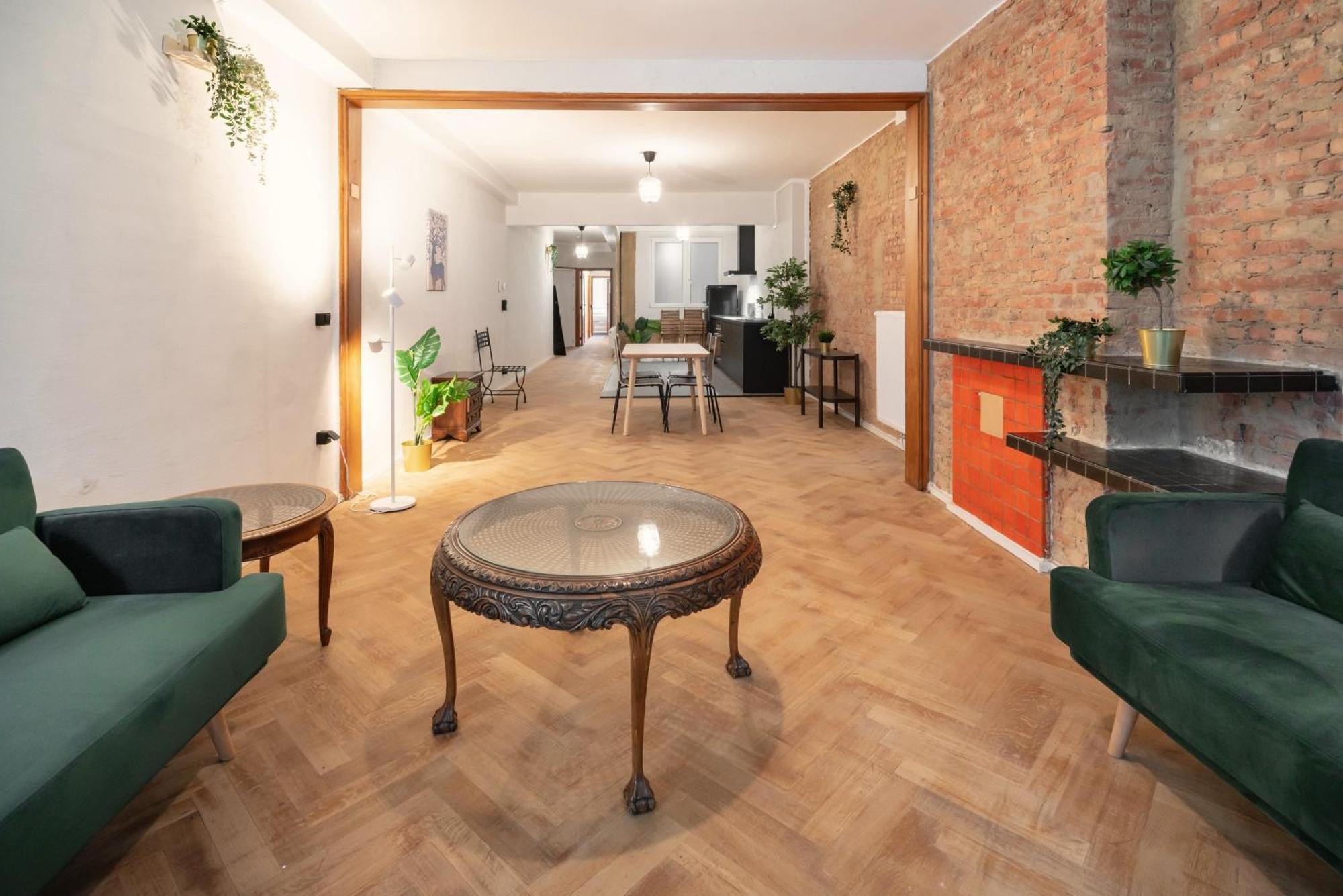 Two-Bedroom Apartments In The Heart Of Антверпен Екстериор снимка