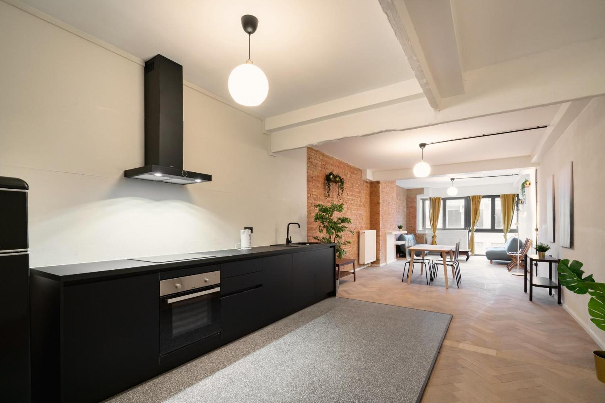 Two-Bedroom Apartments In The Heart Of Антверпен Екстериор снимка